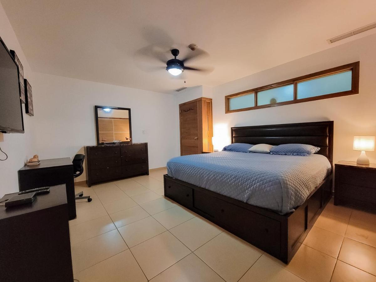 Marbella Towers Beachfront 2 Bedrooms Juan Dolio Dış mekan fotoğraf