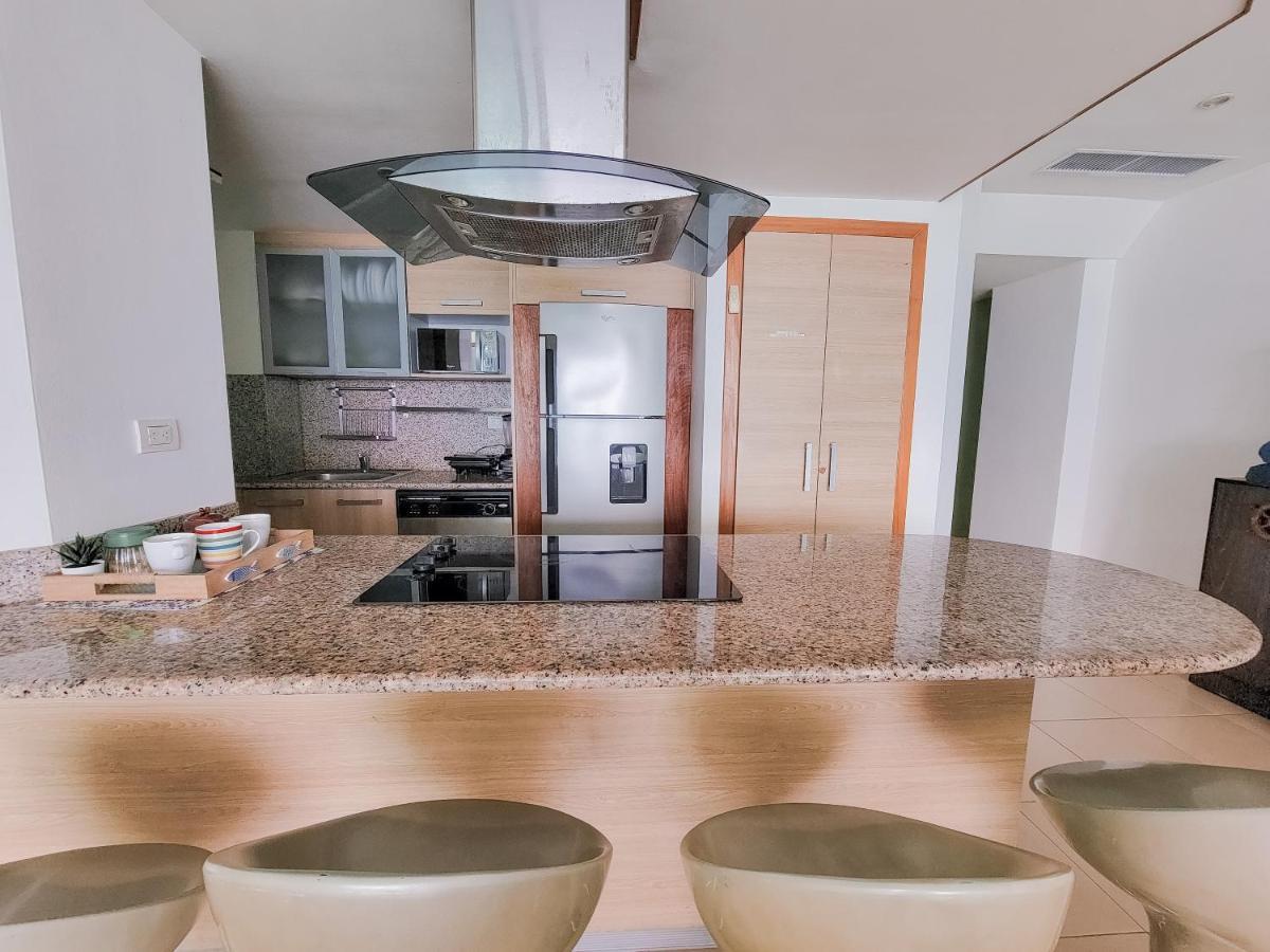 Marbella Towers Beachfront 2 Bedrooms Juan Dolio Dış mekan fotoğraf